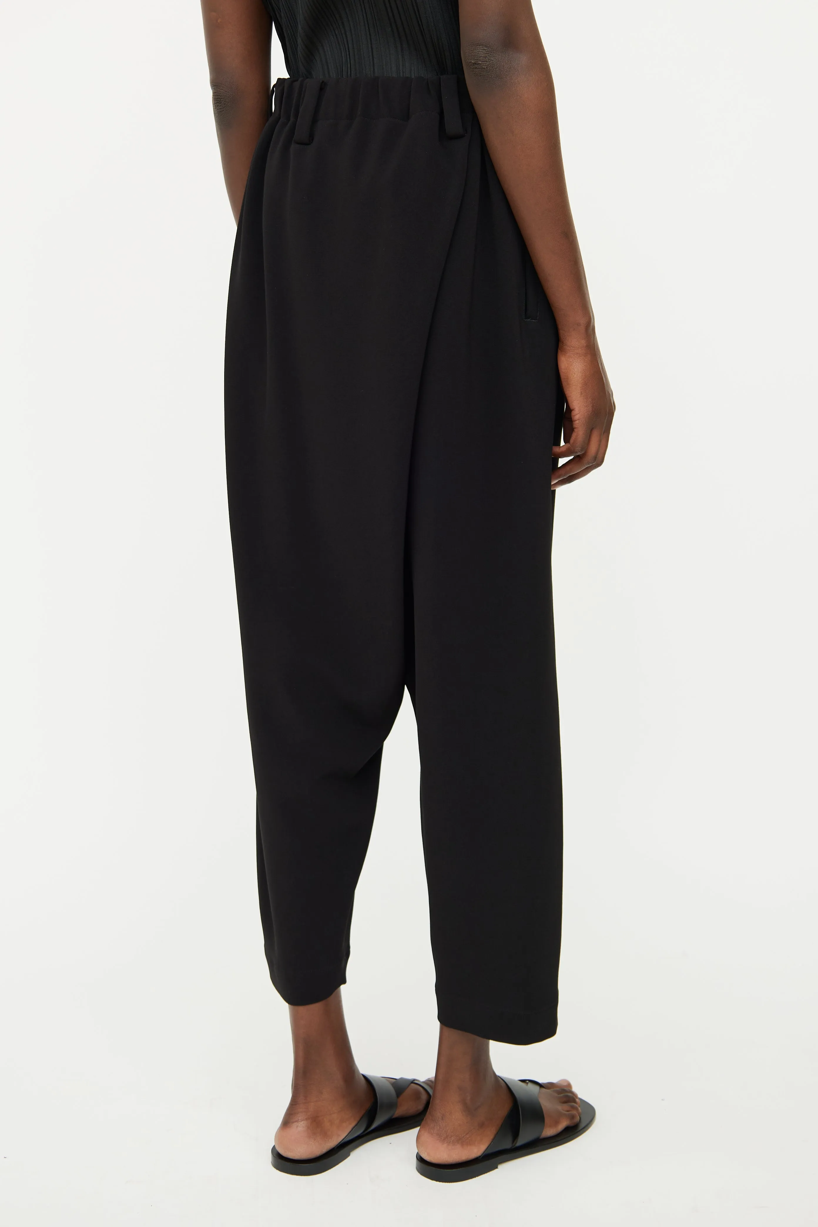 Black Pleated Crossover Pant