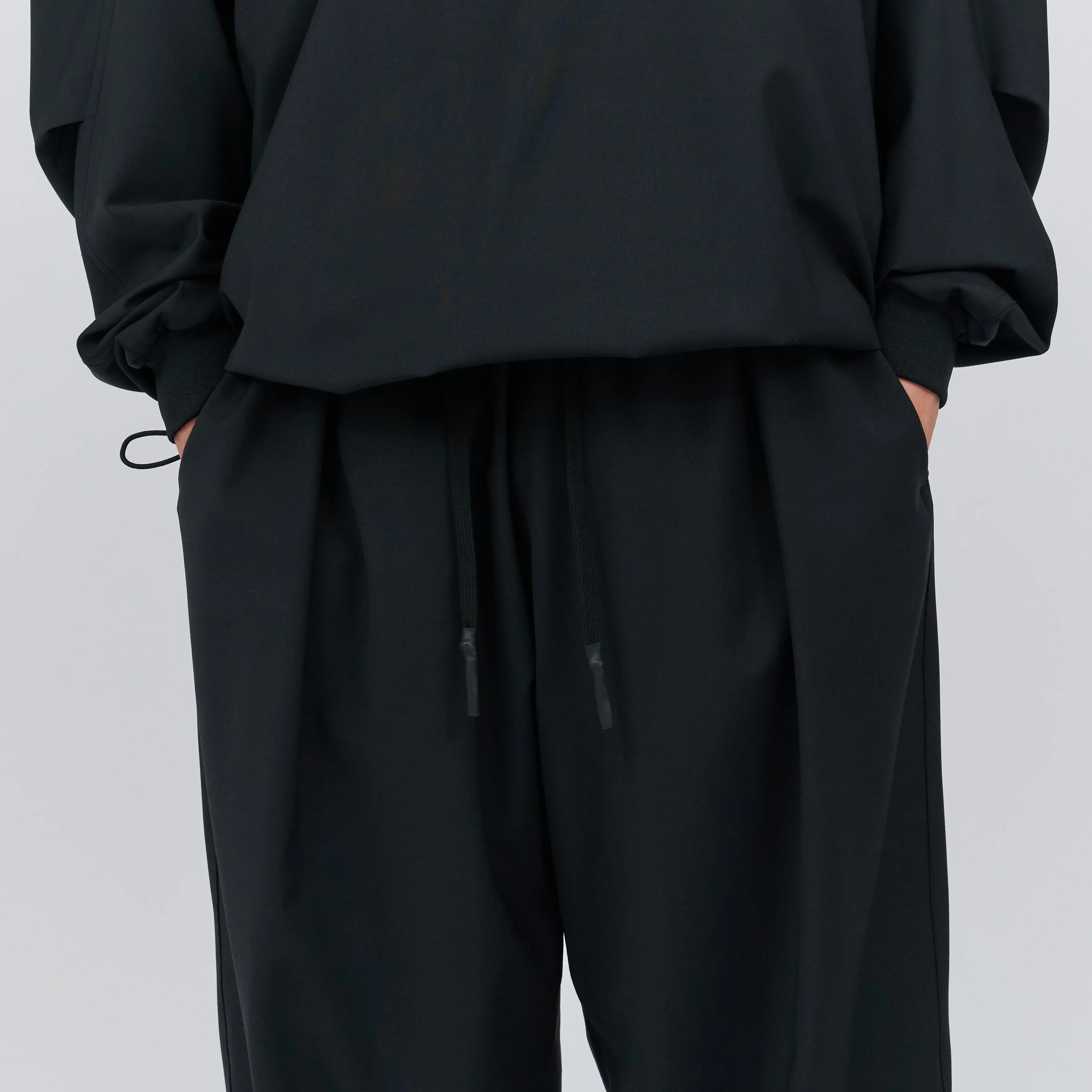 UN-007 WASHABLE TROPICAL TAPERED PANTS